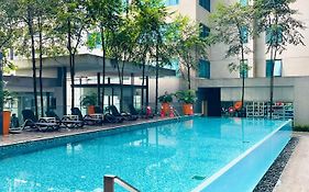 Summer Suites Klcc By Impexia
